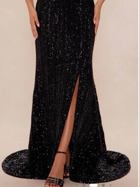 Fashion Nova Black Sequin Maxi Skirt with Front Slit